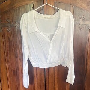 Mustard Seed White Button Down Cropped Shirt
